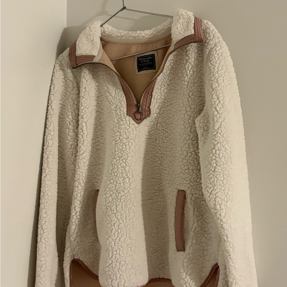 Abercrombie & Fitch Off-White Sherpa Half-Zip Hoodie